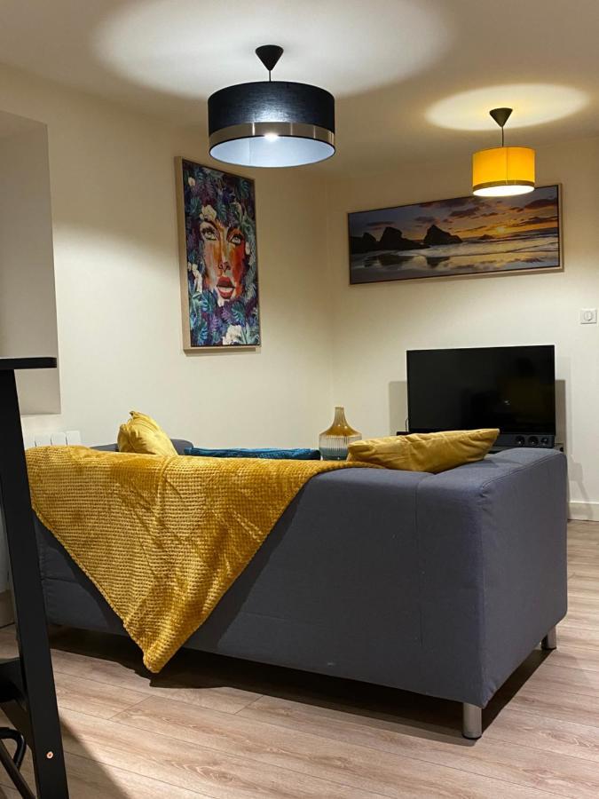 Bel appartement avec place de parking a proximité Châtillon-sur-Chalaronne Exterior foto